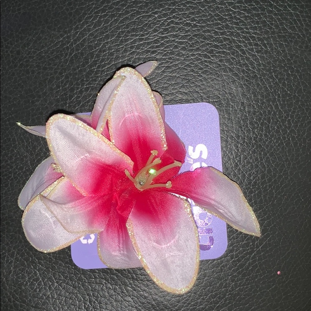 Hair flower/ pin
